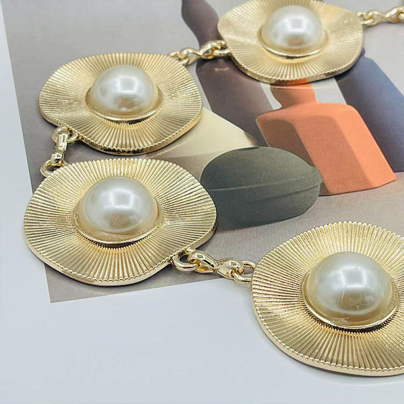 Fringe Disk Iconic Pearl Station Chain Belt