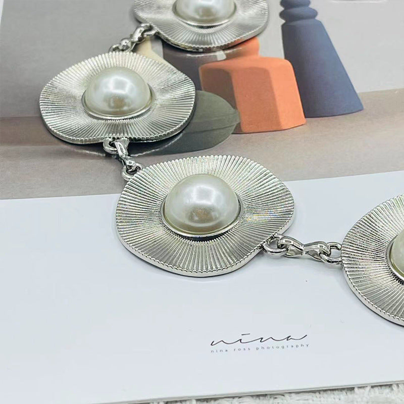 Fringe Disk Iconic Pearl Station Chain Belt