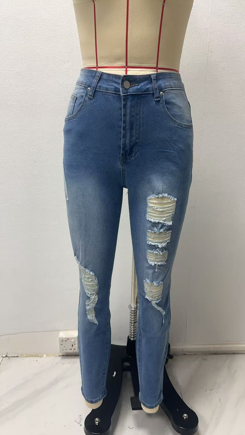Distressed Skinny Jeans